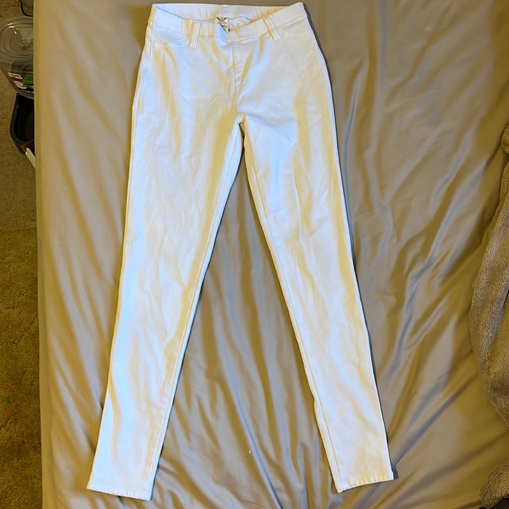 White jeggings